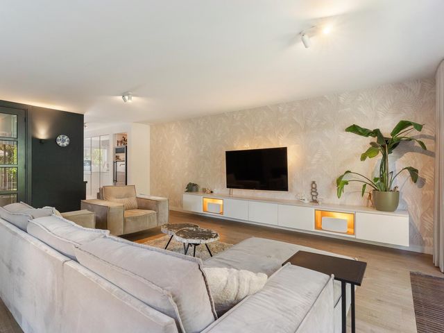 Februaristraat 132, Almere
