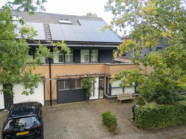Februaristraat 132, Almere
