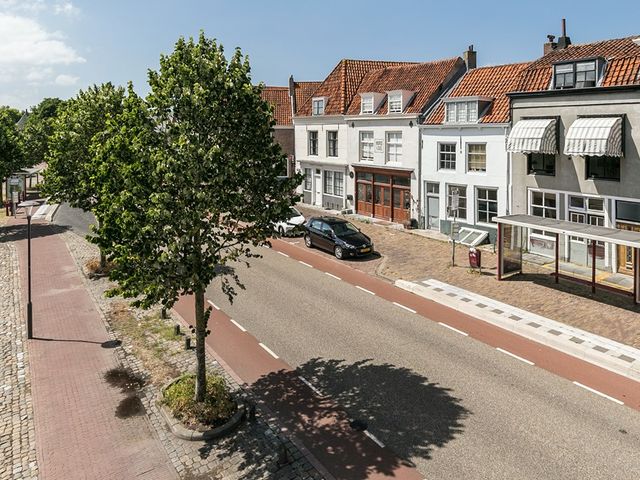 Turfkaai 9, Middelburg