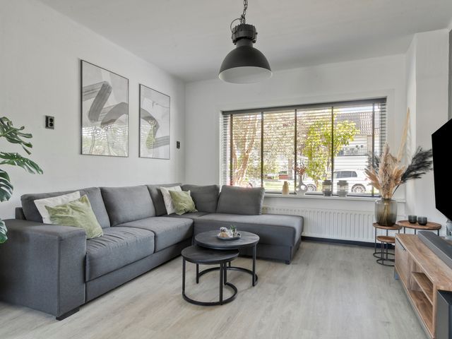 Johannes Vermeerstraat 27, Terneuzen