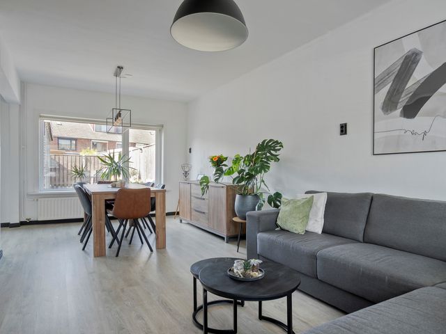 Johannes Vermeerstraat 27, Terneuzen