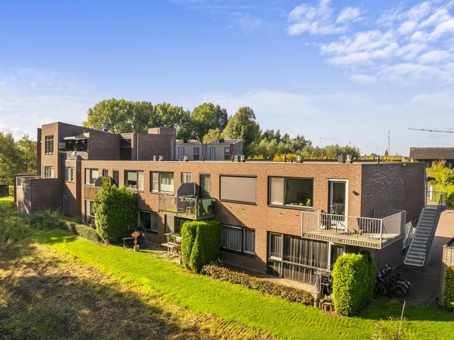 Corso 26, Huissen