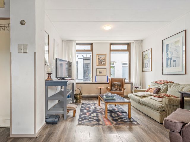 Emmastraat 19, Den Helder