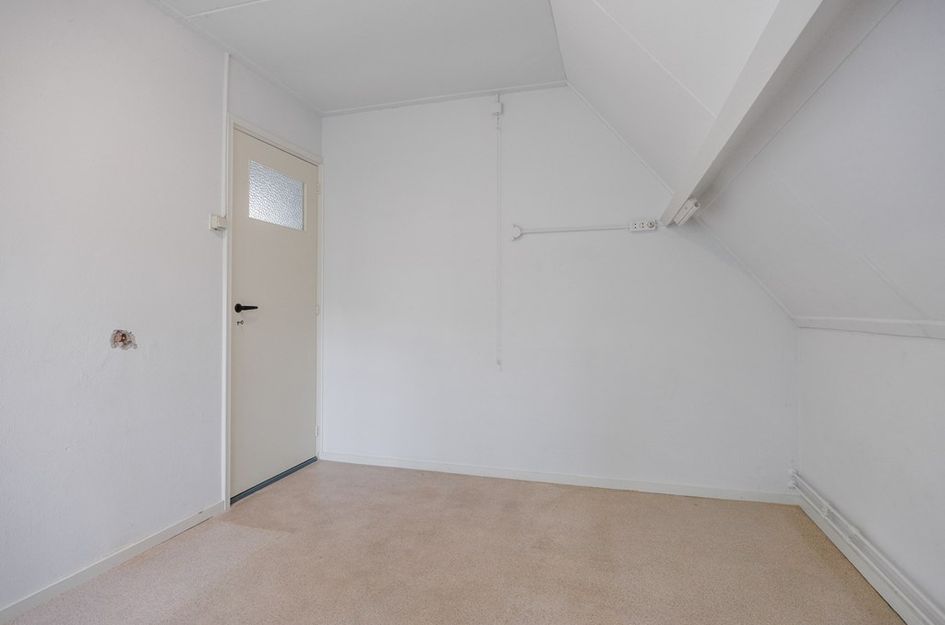 Valgeweg 18