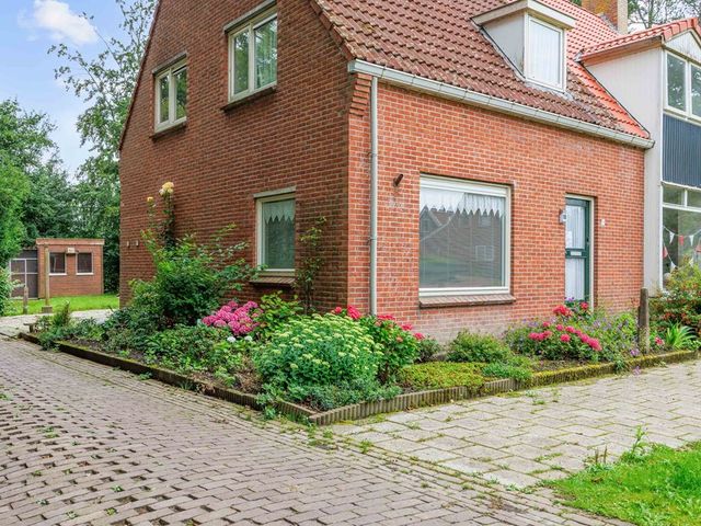 Valgeweg 18, Feerwerd