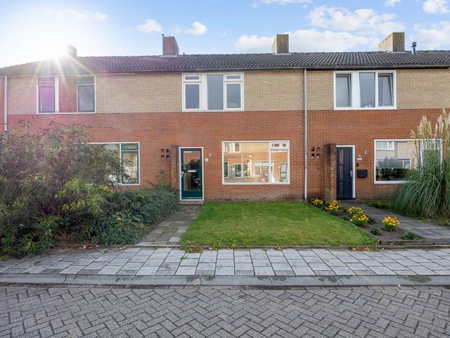 Kerkweide 41, Kornhorn
