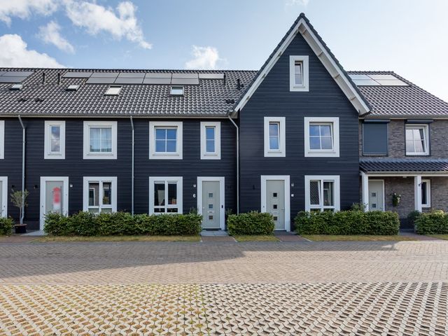 Aardbei 6, Vlijmen