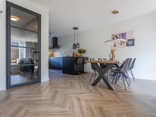 Aardbei 6, Vlijmen