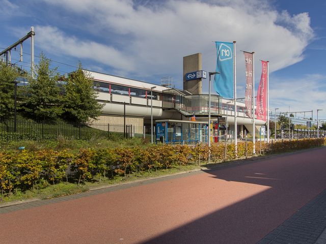 Chopinpad 30, Almere