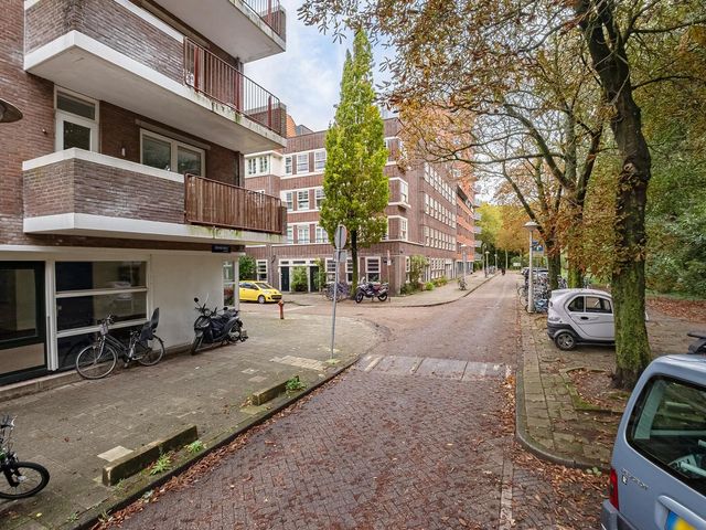 Bataviastraat 83C, Amsterdam