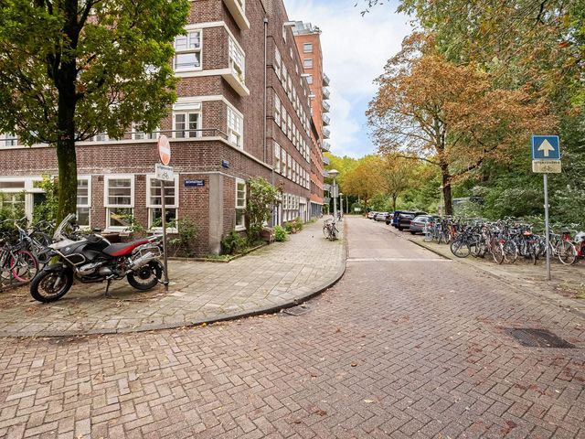 Bataviastraat 83C, Amsterdam