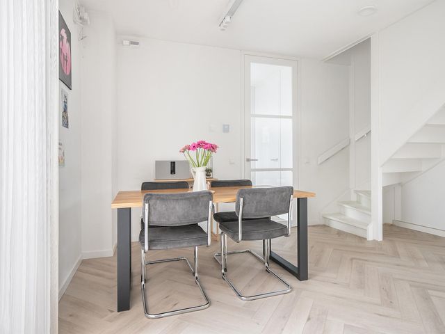 Sablikapad 8, Rotterdam