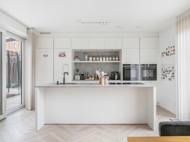 Sablikapad 8, Rotterdam