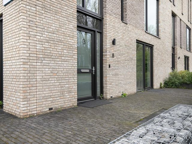 Sablikapad 8, Rotterdam