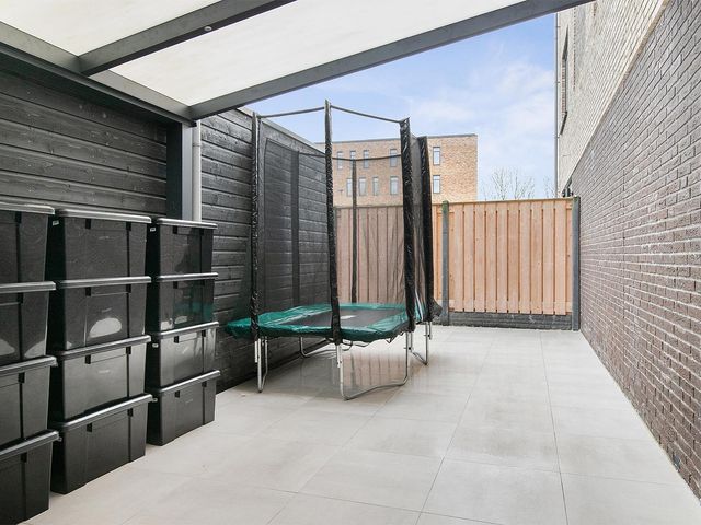 Sablikapad 8, Rotterdam