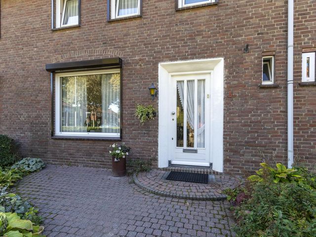 Mariënhagelaan 1, Weert