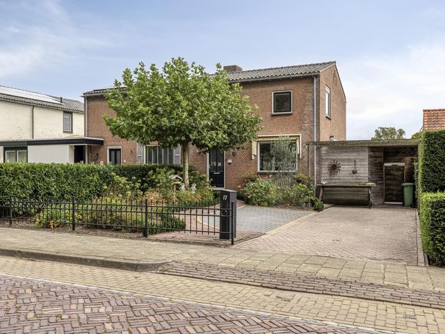 Weststraat 17, Burgh-Haamstede