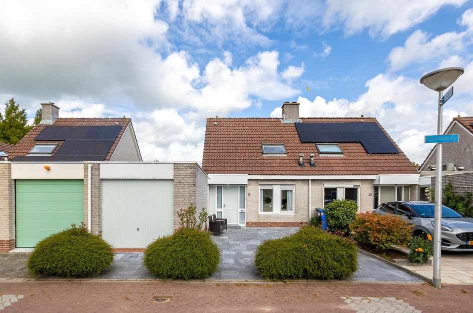 Veerstoep 18