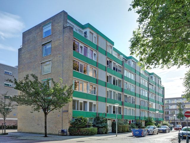 Castricumplein 23, Den Haag