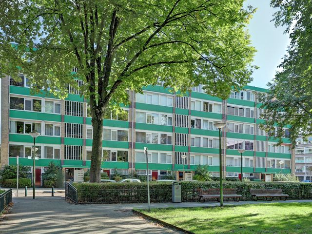 Castricumplein 23, Den Haag