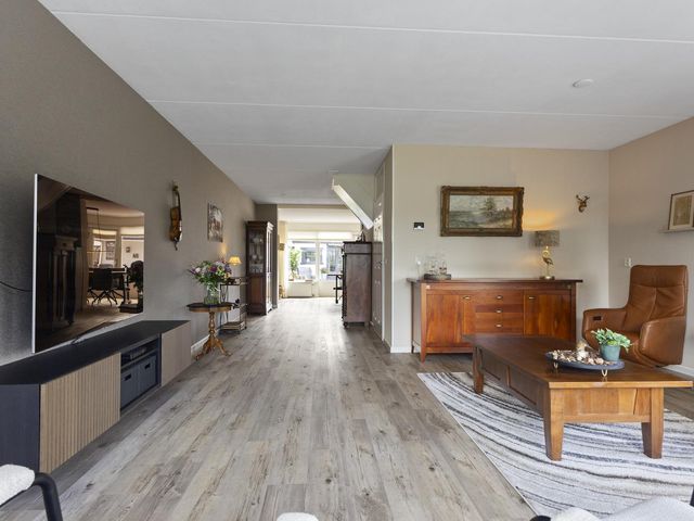 Boterzwin 2322, Julianadorp