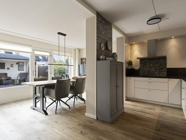 Boterzwin 2322, Julianadorp