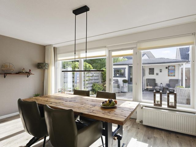 Boterzwin 2322, Julianadorp