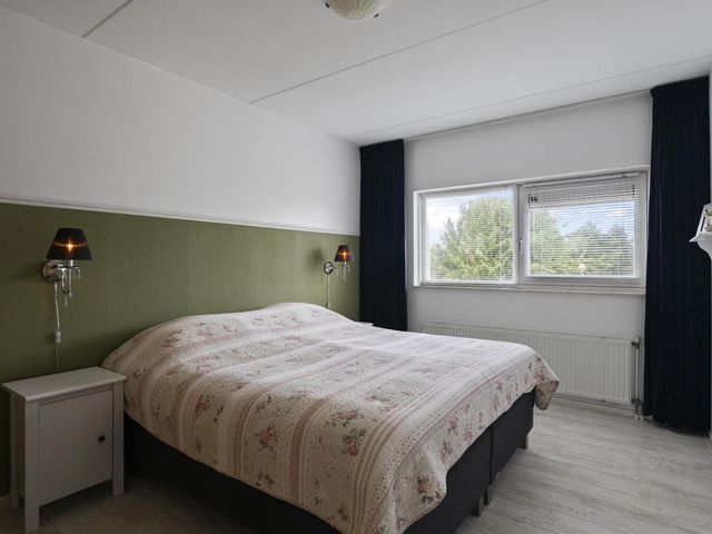 Boterzwin 2322, Julianadorp