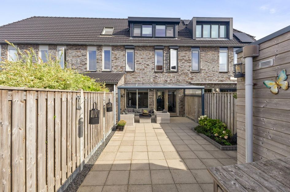 Koningin Máximalaan 18