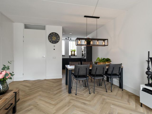 Koningin Máximalaan 18, Julianadorp