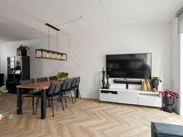 Koningin Máximalaan 18, Julianadorp