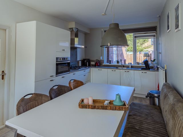 Lange Griendsweer 91, Hardinxveld-Giessendam