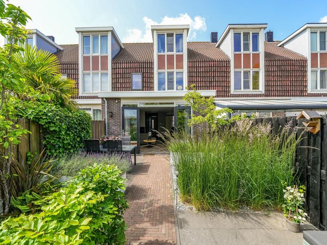 Zalm 7, Hendrik-Ido-Ambacht