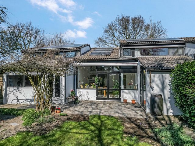 Clara Fabriciuspark 2, Slijk-Ewijk