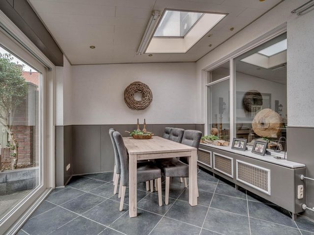 Looierstraat 20, Baarlo
