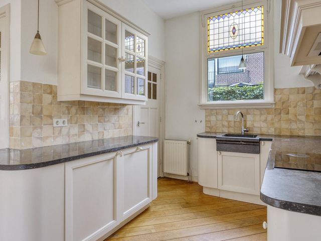 Burg de Zeeuwstraat 58, Numansdorp