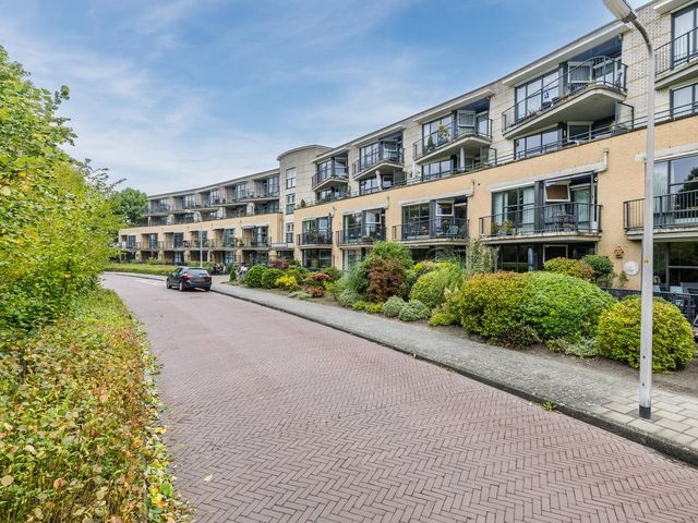 Aardenburg 5, Hoogeveen