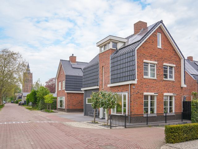 Stadswal 13, Asperen