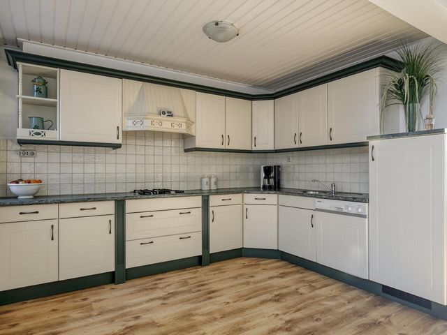 Hoenderweg 102, Sint-Annaland