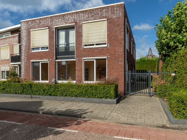 Van Der Loostraat 35, Veen