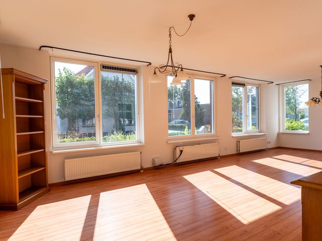 Van Der Loostraat 35, Veen