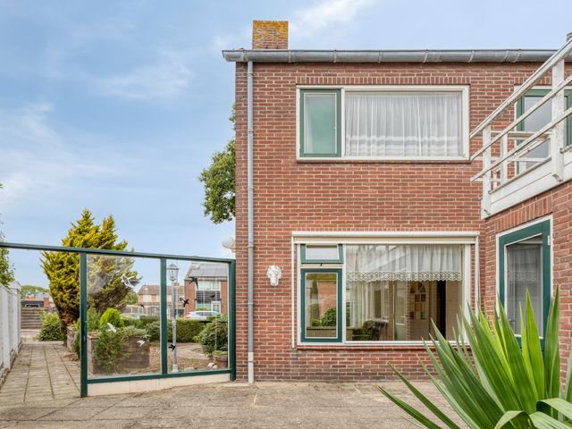 Paulus Hollestraat 2, Oostkapelle