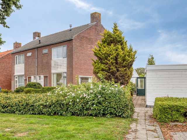Paulus Hollestraat 2, Oostkapelle