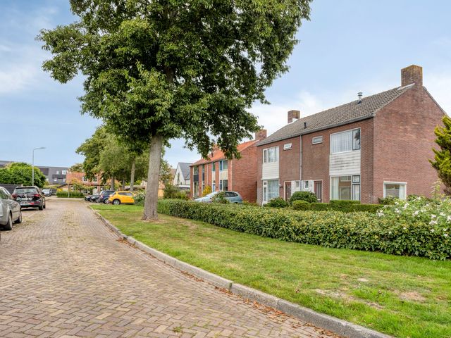 Paulus Hollestraat 2, Oostkapelle