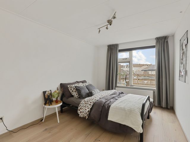 Willemsstraat 4 1eV, Elst