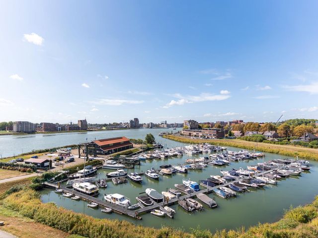 Pontonniersweg 74, Papendrecht