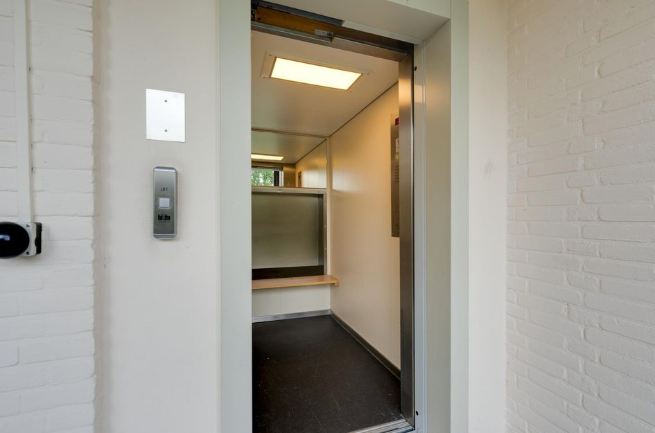 Mr. G. Groen van Prinstererlaan 357