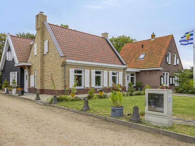 Hogezoom 160, Renesse