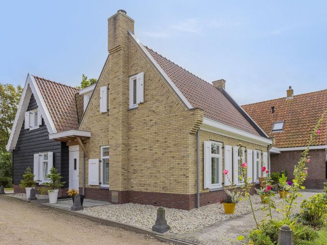 Hogezoom 160, Renesse