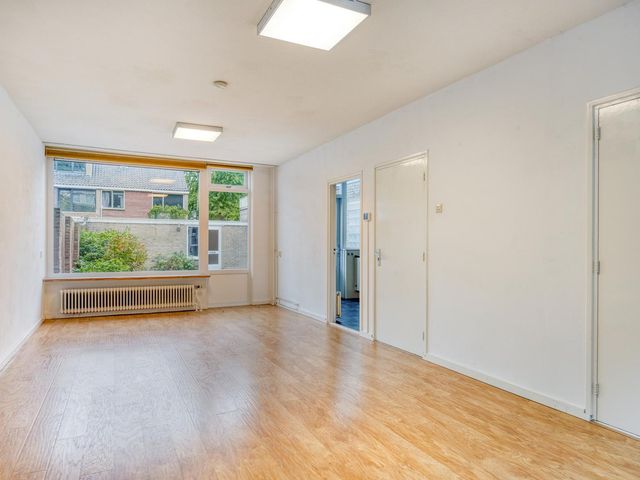 Zandhovenstraat 2, Breda